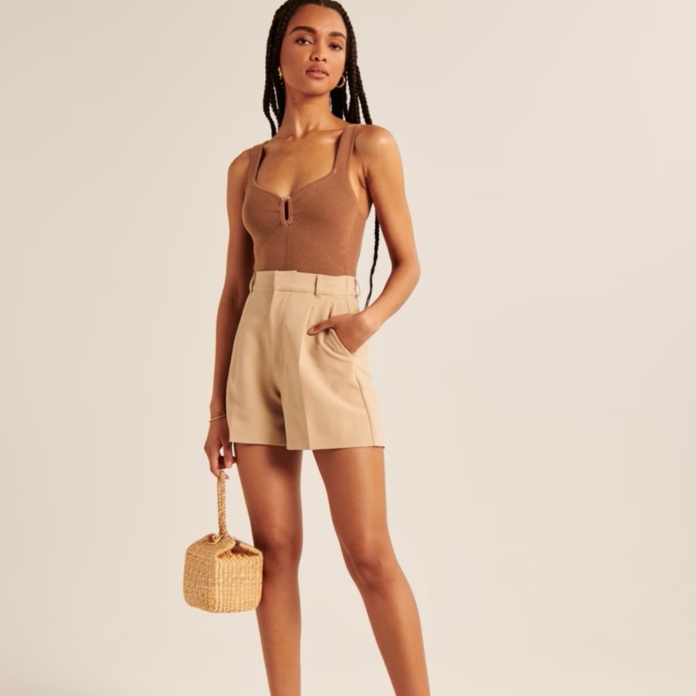 Abercrombie Bare Hardware Bodysuit 🤎 - Picture 4 of 5